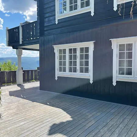 Bjodnabakkens Historie * Beitostolen